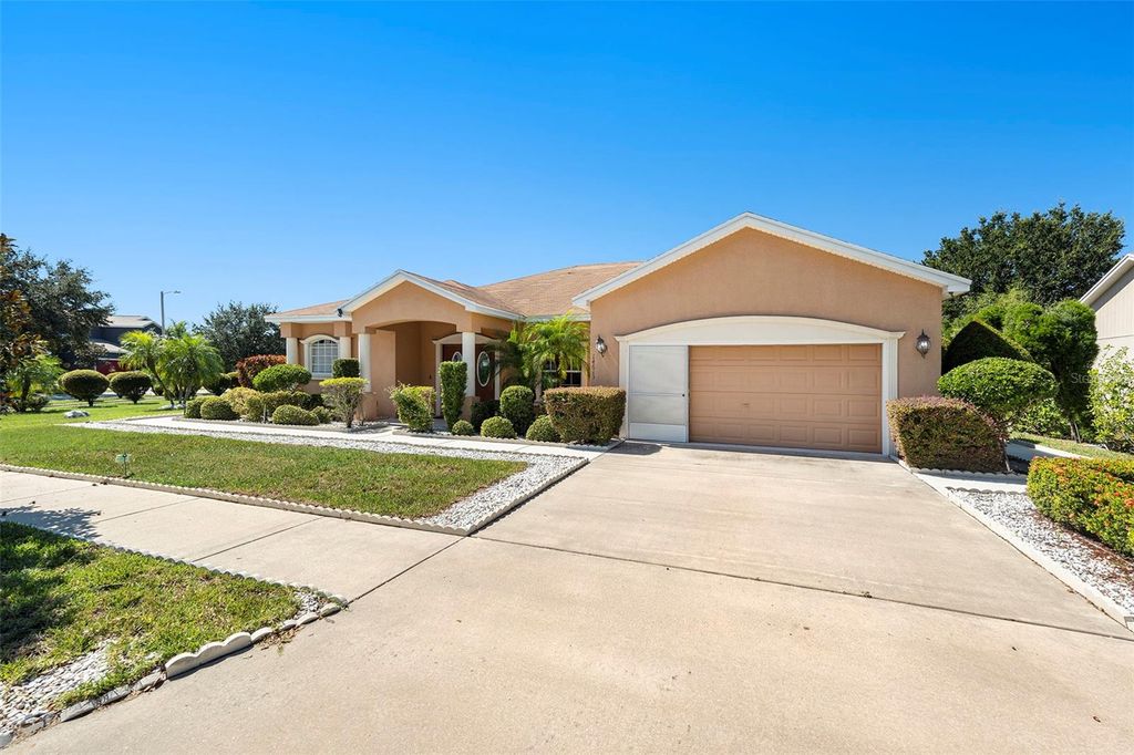 14613 BROGAN CASTLE PLACE, Wimauma, FL 33598