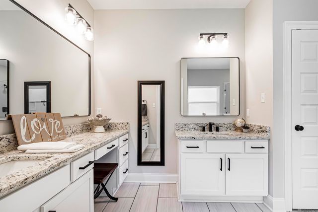 38327 Cornerview Rd, Gonzales, LA 70737