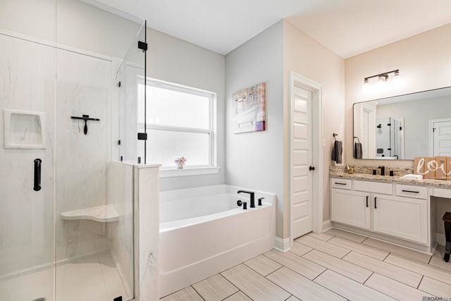 38327 Cornerview Rd, Gonzales, LA 70737