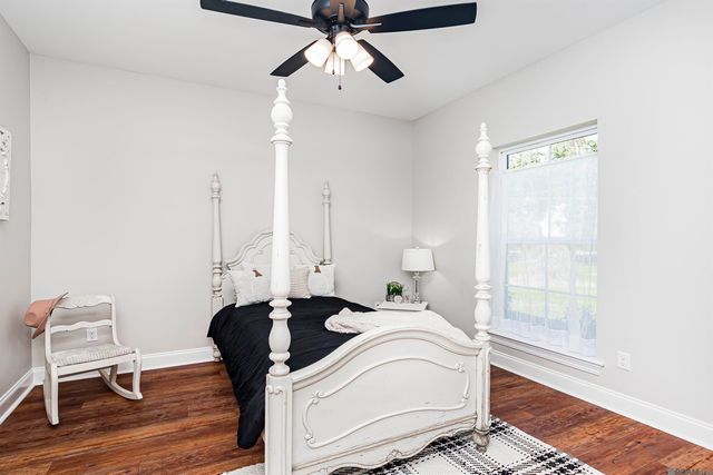 38327 Cornerview Rd, Gonzales, LA 70737