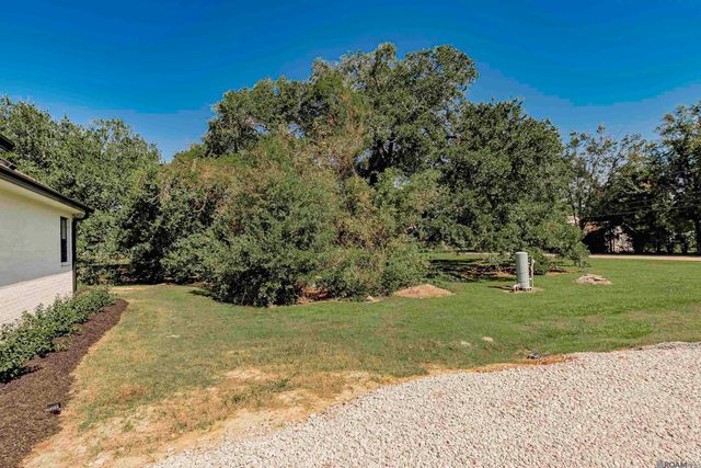 38327 Cornerview Rd, Gonzales, LA 70737