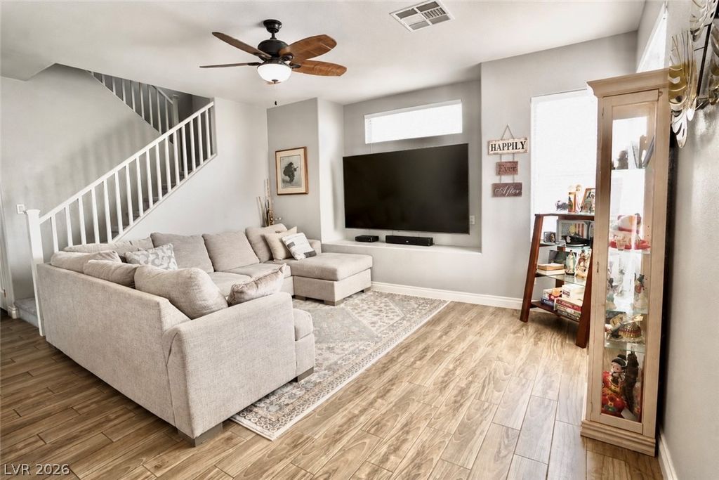 6251 Copper Light Street, North Las Vegas, NV 89081 — photo 2