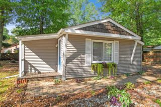 9106 Maple Road, Clay, MI 48001