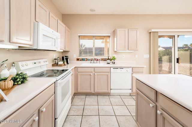14618 W LAS BRIZAS Lane, Sun City West, AZ 85375