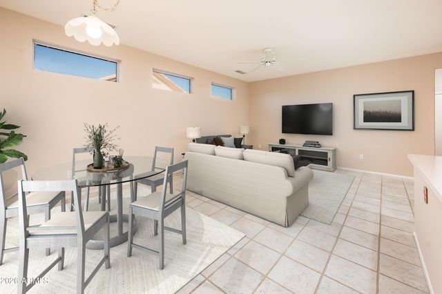 14618 W LAS BRIZAS Lane, Sun City West, AZ 85375