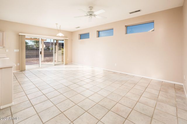 14618 W LAS BRIZAS Lane, Sun City West, AZ 85375