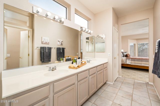 14618 W LAS BRIZAS Lane, Sun City West, AZ 85375