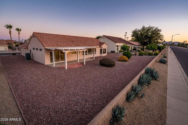 14618 W LAS BRIZAS Lane, Sun City West, AZ 85375