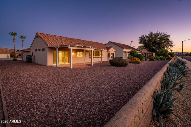 14618 W LAS BRIZAS Lane, Sun City West, AZ 85375