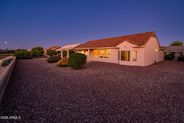 14618 W LAS BRIZAS Lane, Sun City West, AZ 85375