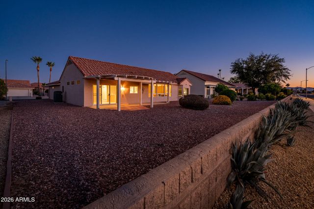 14618 W LAS BRIZAS Lane, Sun City West, AZ 85375