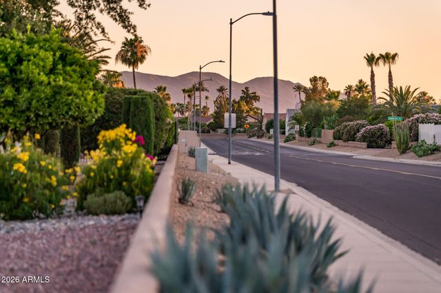 14618 W LAS BRIZAS Lane, Sun City West, AZ 85375