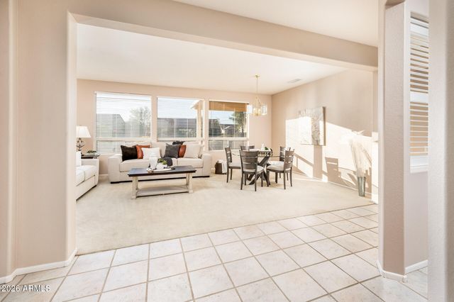 14618 W LAS BRIZAS Lane, Sun City West, AZ 85375
