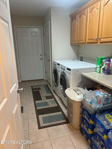 82 Summerwind Court, Crossville, TN 38571