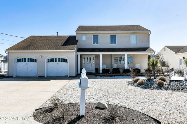 327 Tide Pond Road, Mantoloking, NJ 08738