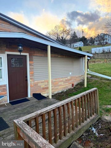 207 SPRUCE ST, Westernport, MD 21562