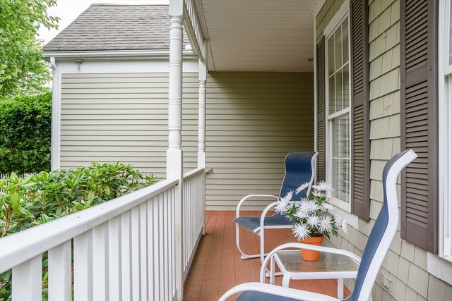 6 Hollyhock Knoll Ct 115, Bourne, MA 02532