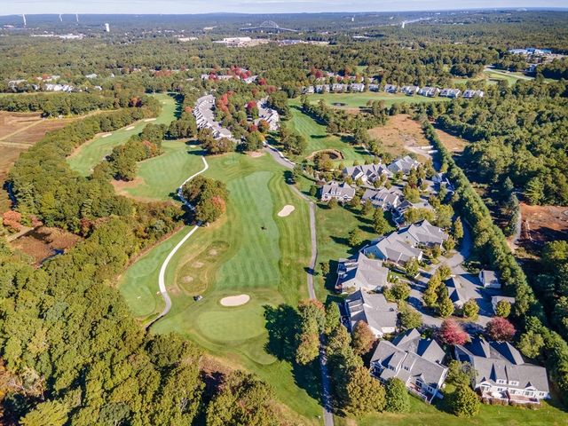 6 Hollyhock Knoll Ct 115, Bourne, MA 02532