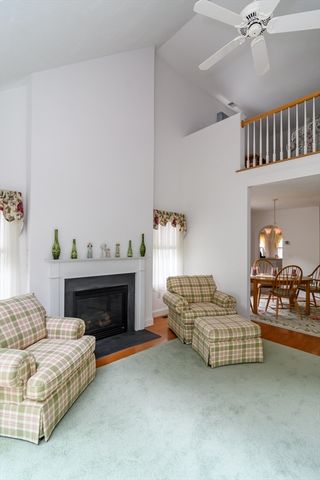 6 Hollyhock Knoll Ct 115, Bourne, MA 02532