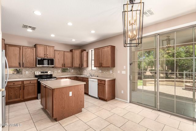 15204 W Westview Drive, Goodyear, AZ 85395