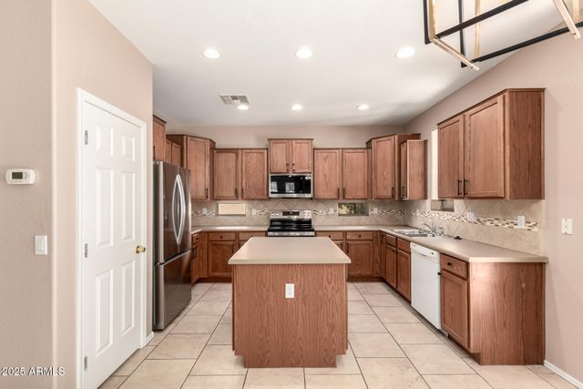 15204 W Westview Drive, Goodyear, AZ 85395