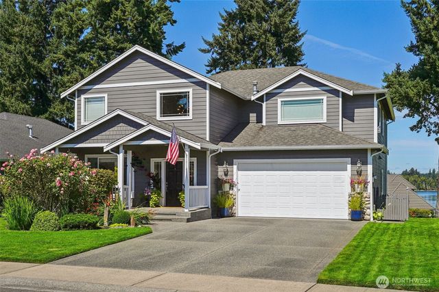 9058 Eagle Point Loop Road SW, Lakewood, WA 98498