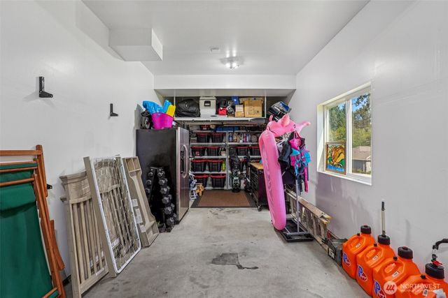 9058 Eagle Point Loop Road SW, Lakewood, WA 98498
