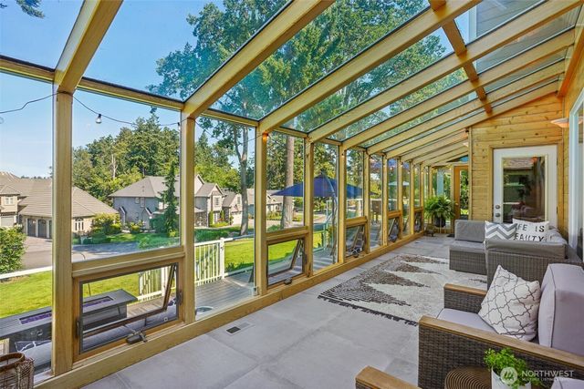 9058 Eagle Point Loop Road SW, Lakewood, WA 98498