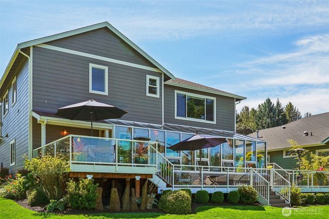 9058 Eagle Point Loop Road SW, Lakewood, WA 98498