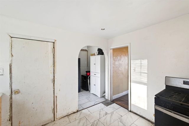 14161 Sussex Street, Detroit, MI 48227