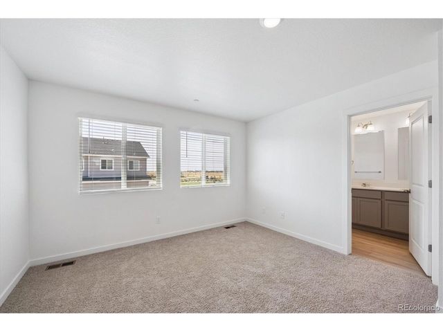 9880 Argonne St, Commerce City, CO 80022