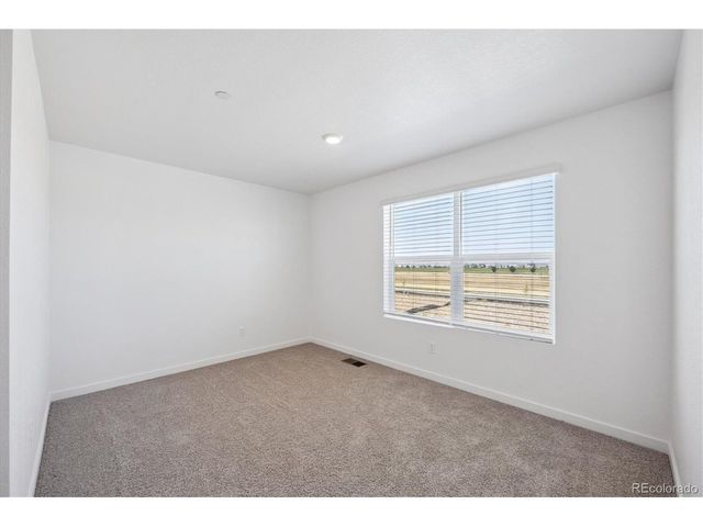 9880 Argonne St, Commerce City, CO 80022