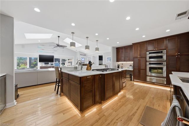 2153 E Admiral DR, Virginia Beach, VA 23451