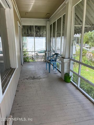 636 LAWTON Avenue, Jacksonville, FL 32208