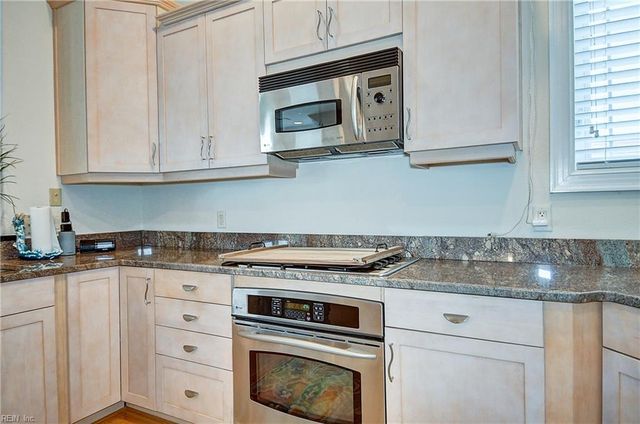 5512 Holly RD, Virginia Beach, VA 23451