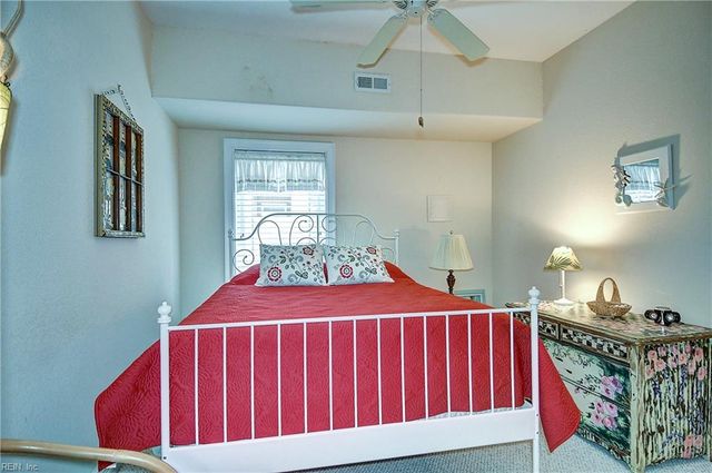 5512 Holly RD, Virginia Beach, VA 23451