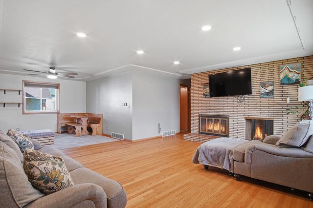 1110 W QUEEN Ave, Spokane, WA 99205