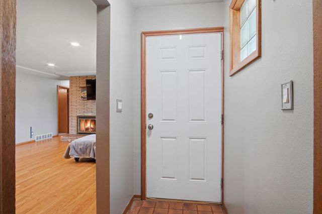 1110 W QUEEN Ave, Spokane, WA 99205