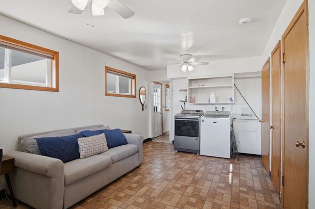 1110 W QUEEN Ave, Spokane, WA 99205