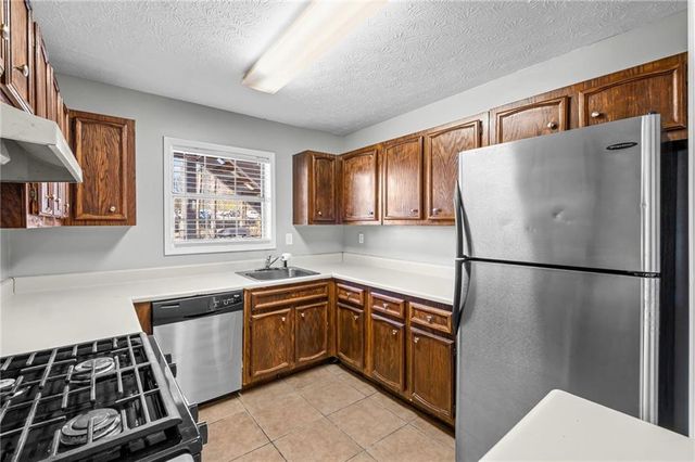 1305 Augusta SE Drive, Marietta, GA 30067