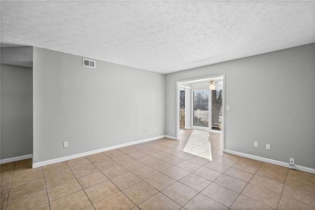 1305 Augusta SE Drive, Marietta, GA 30067