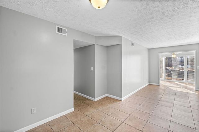 1305 Augusta SE Drive, Marietta, GA 30067