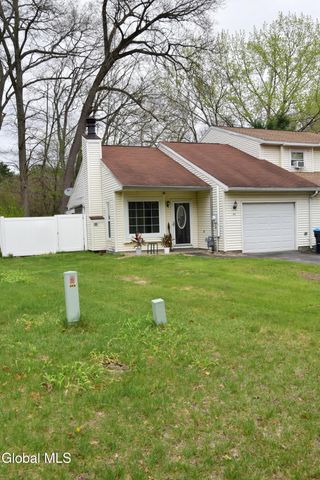141 Tallow Wood Drive, Clifton Park, NY 12065