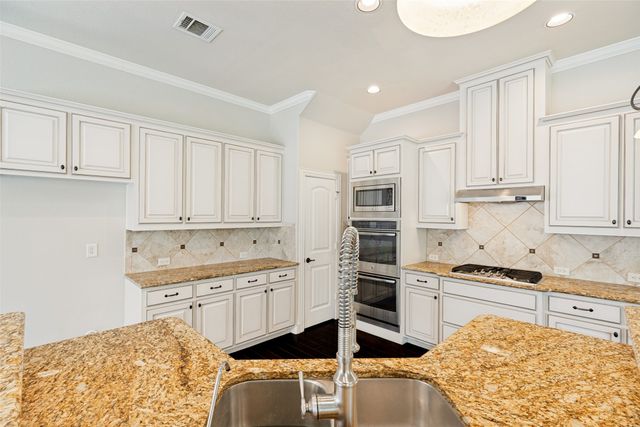 9504 National Pines Drive, Mckinney, TX 75072