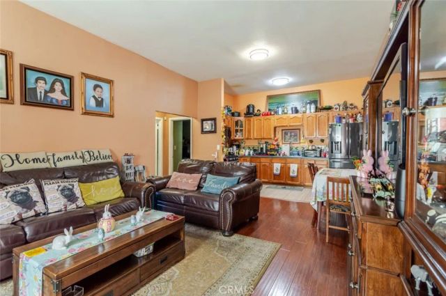 1415 Arapahoe Street, Los Angeles, CA 90006