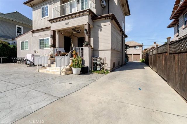 1415 Arapahoe Street, Los Angeles, CA 90006