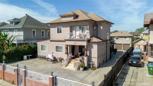 1415 Arapahoe Street, Los Angeles, CA 90006