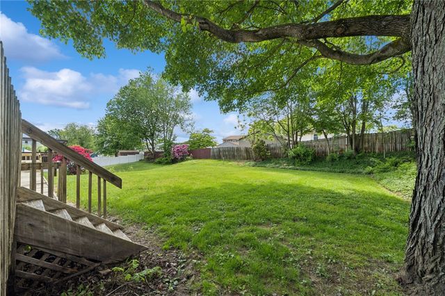 114 Fairview Dr, Penn Twp, PA 15642