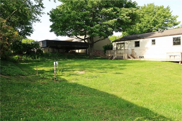 114 Fairview Dr, Penn Twp, PA 15642