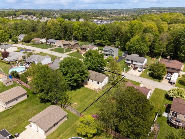 114 Fairview Dr, Penn Twp, PA 15642
